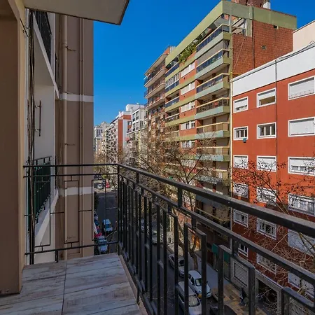 Berlina Hermoso Ambiente C/Balcon A La Calle Mar del Plata Exterior photo